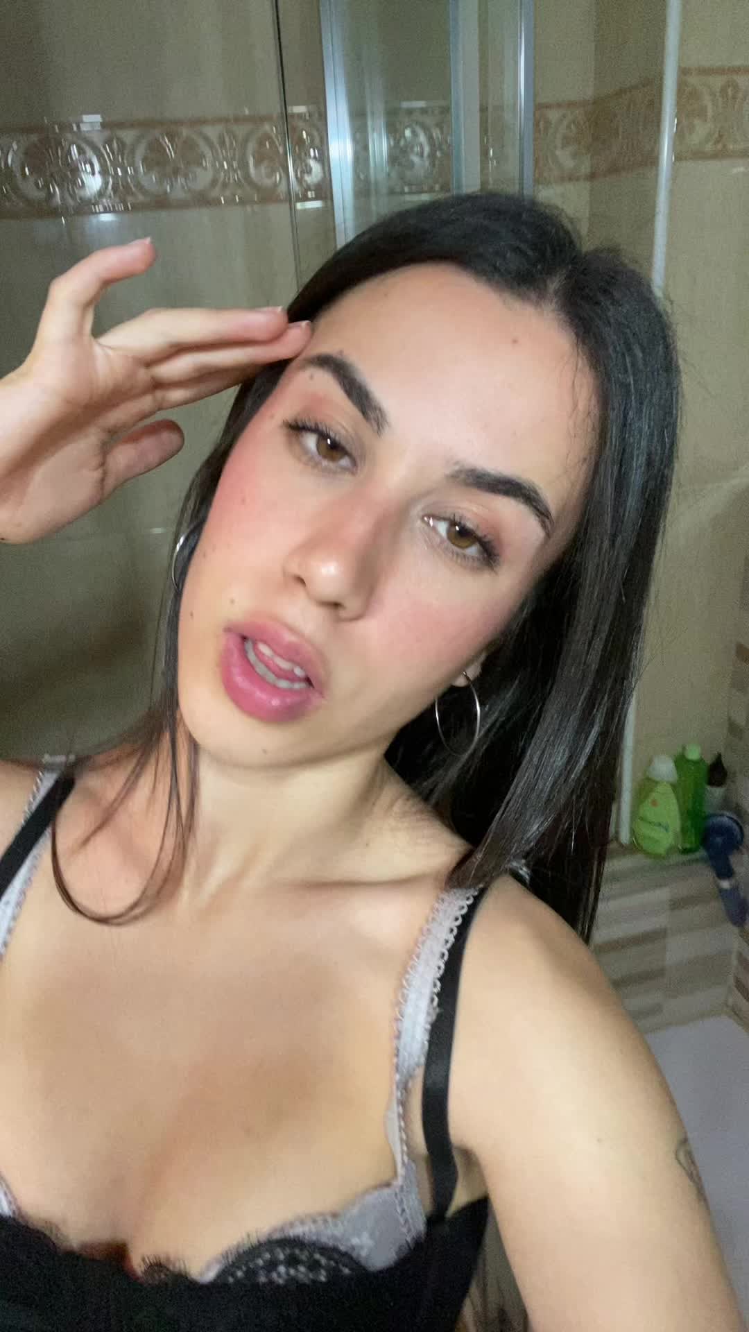 @Maria