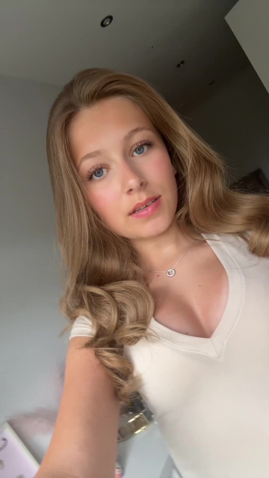 @𝐈𝐬𝐬𝐲🍸
