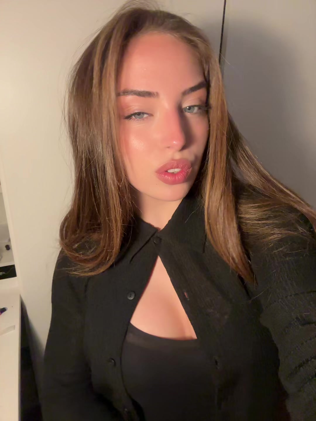 @victoriatraverso