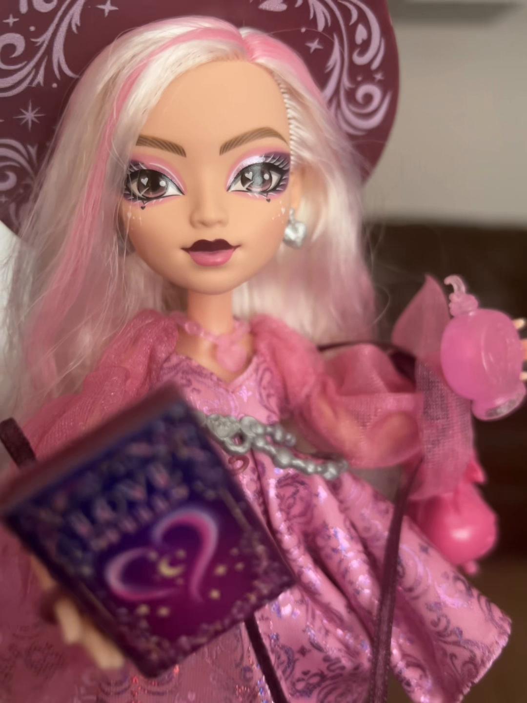 @Creepy Doll Parts