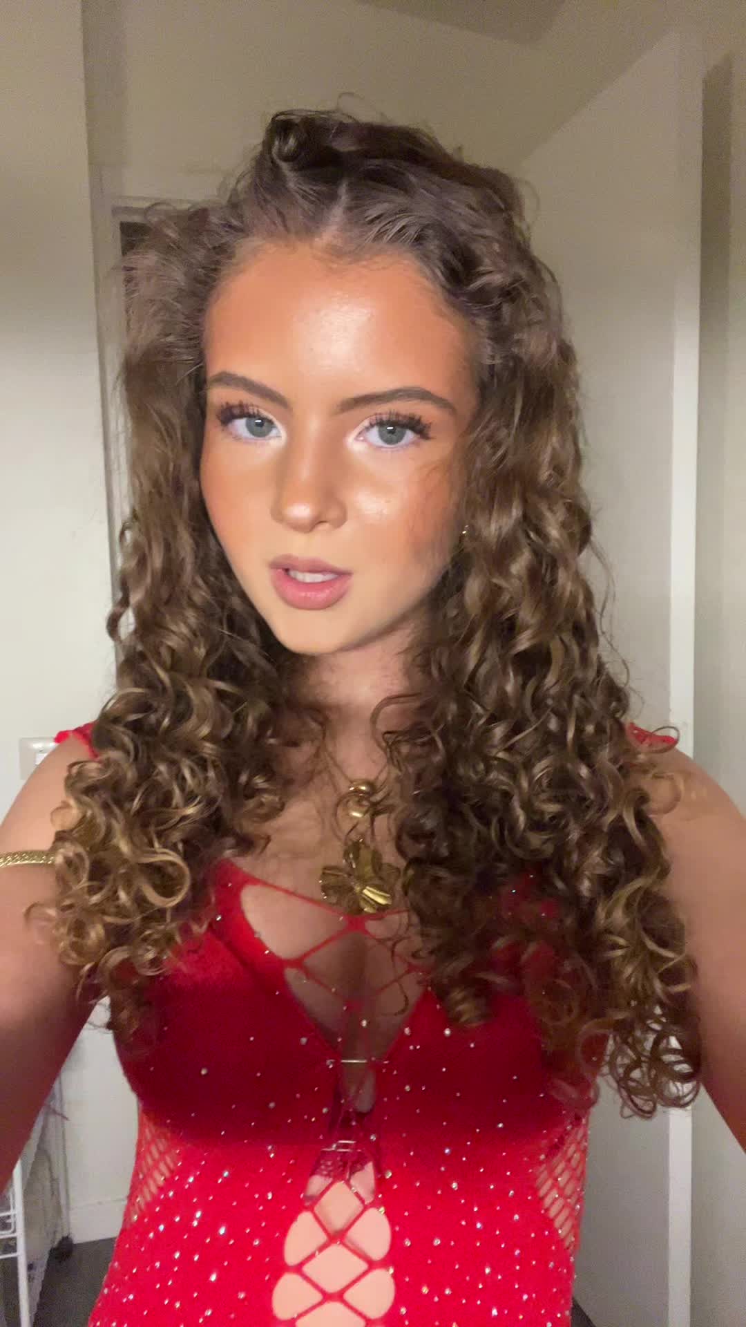@SeLMa WaLLnER 🤩🤩