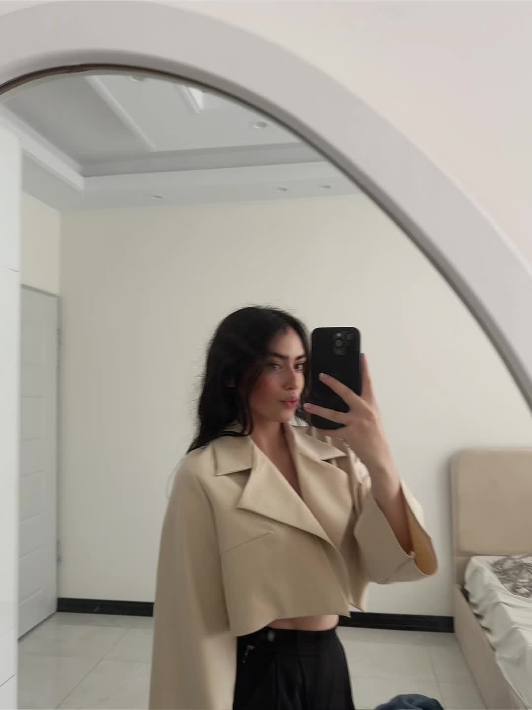 @Niayesh Khanian