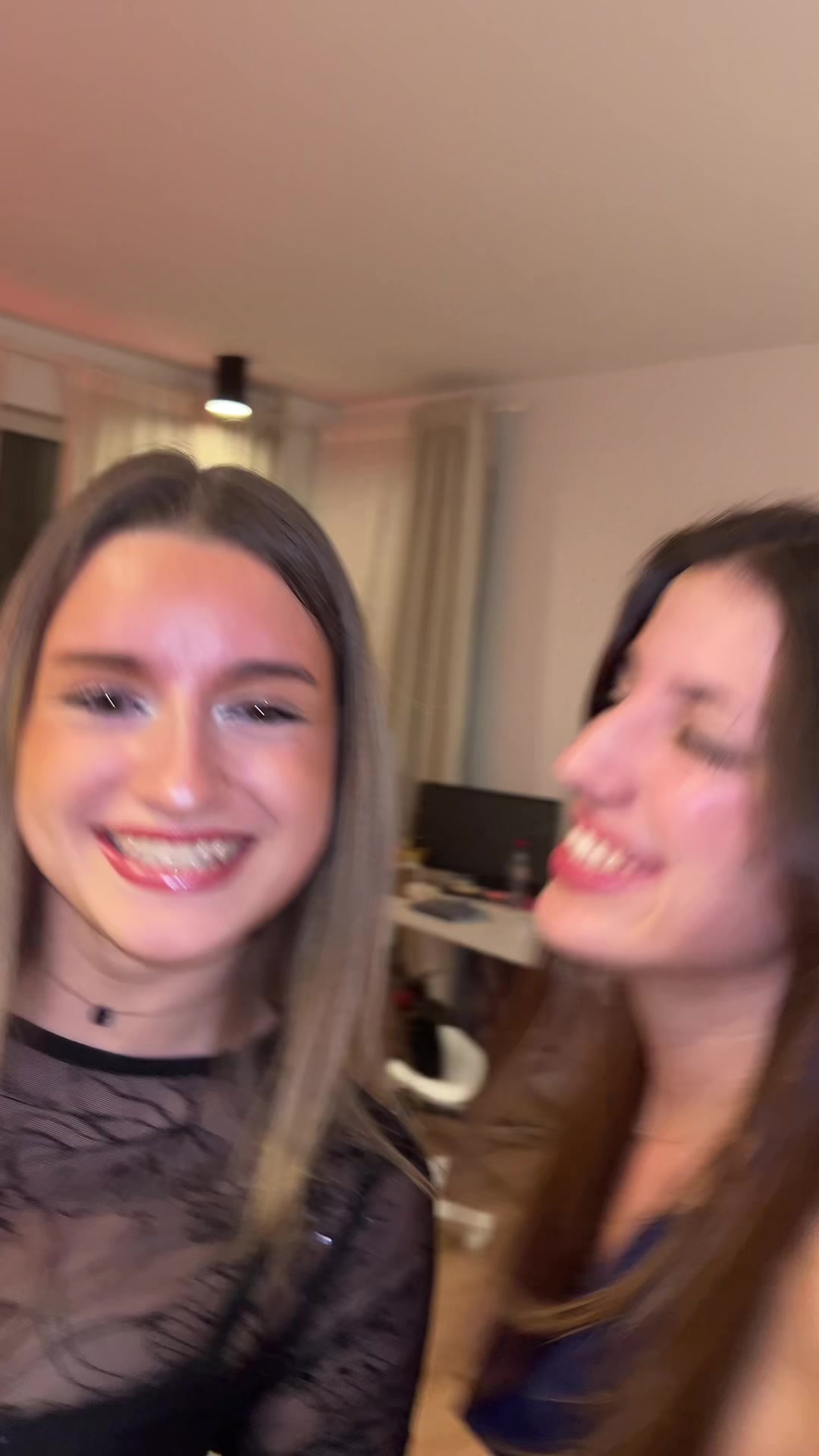 @chlo