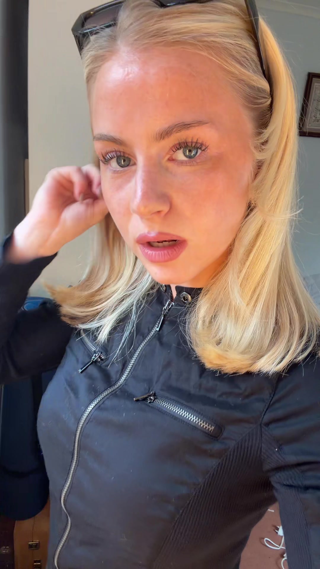 @phoebe