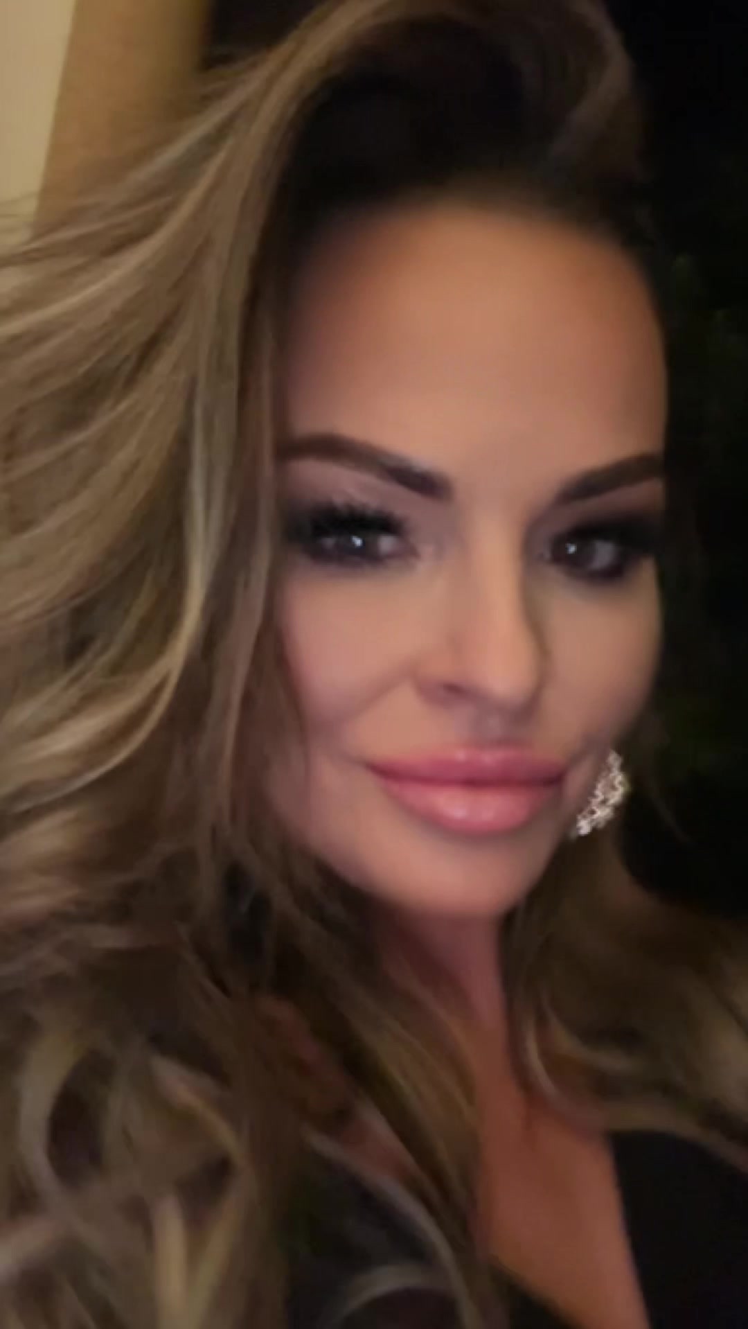 @Virtualna Diva