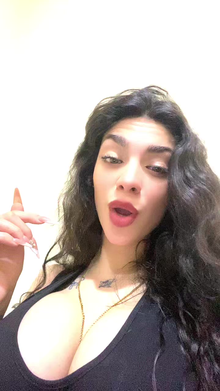 @Aiida Reey