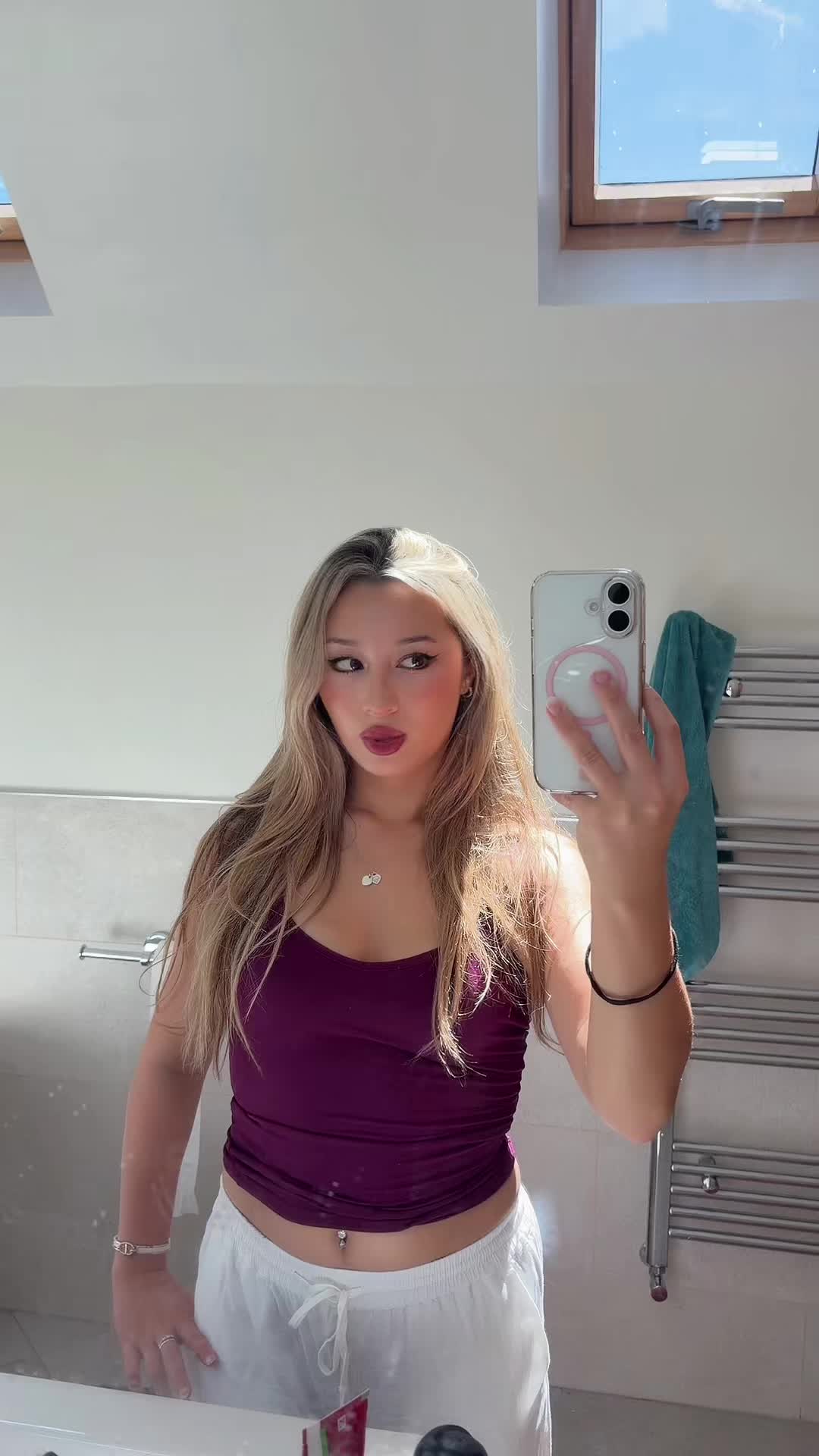 @Elise