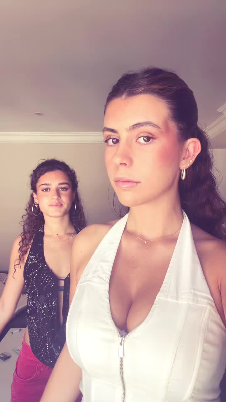 @Lara
