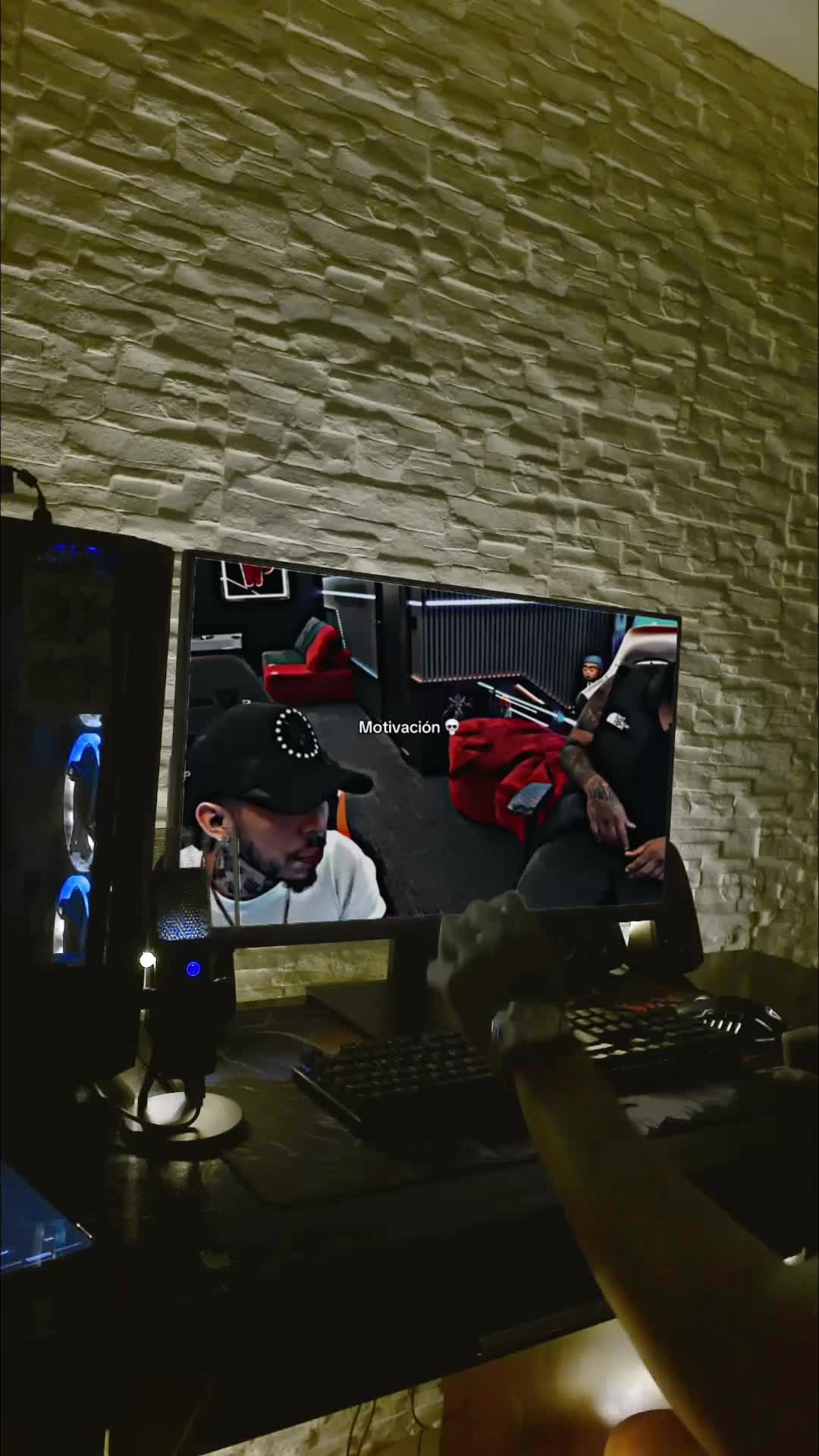 @soy_julian
