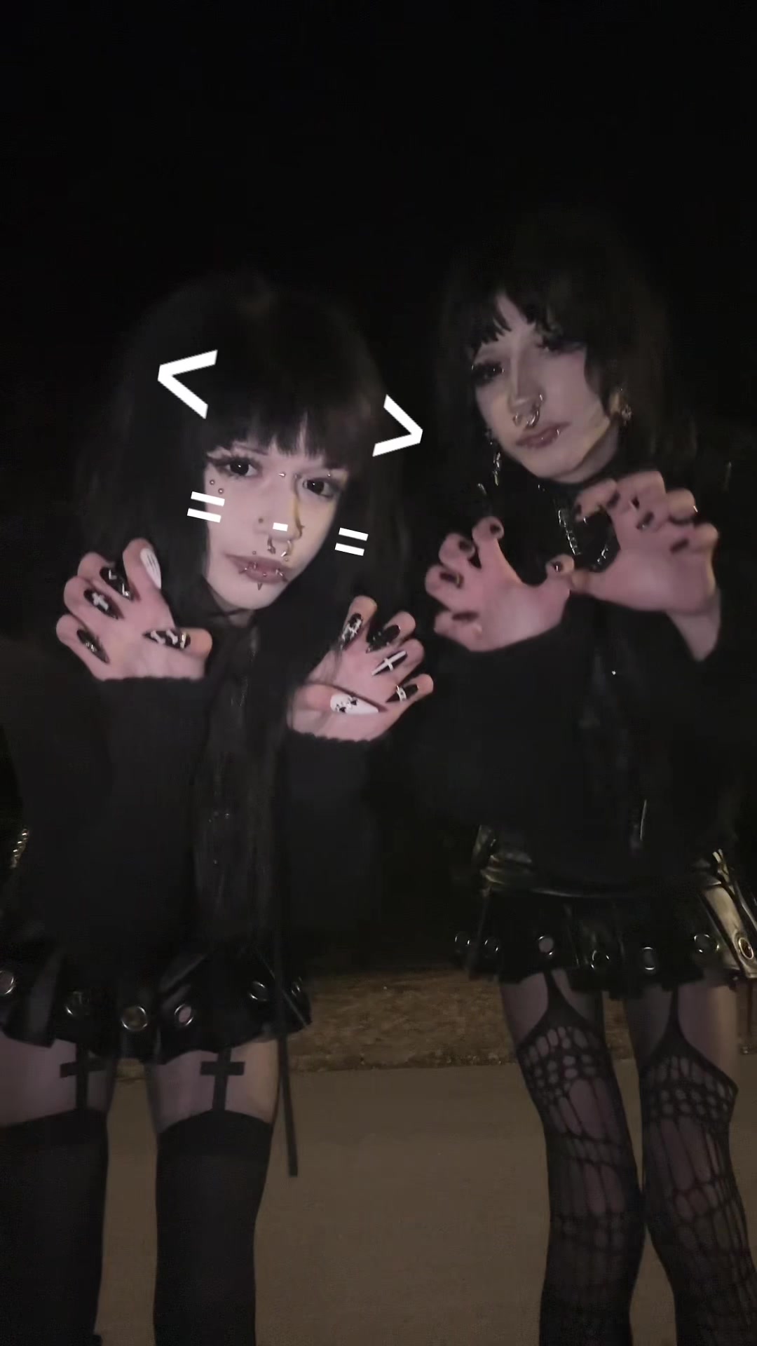 @yana👾