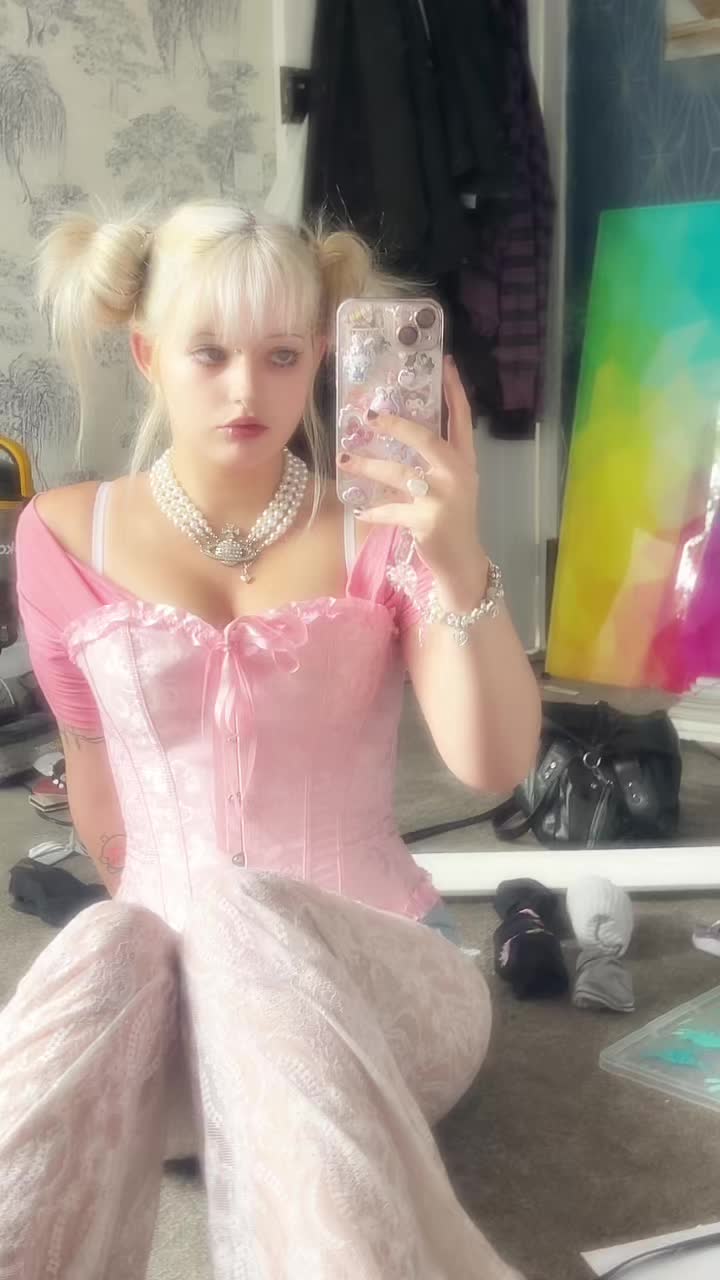 @Saskia🎀
