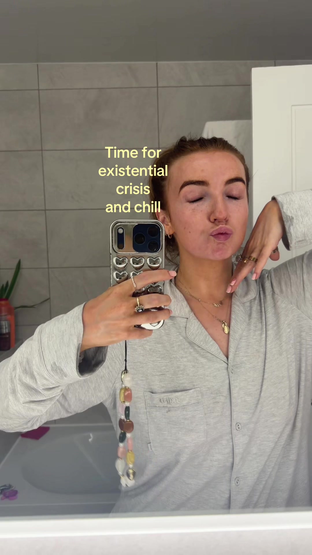 @Izzi