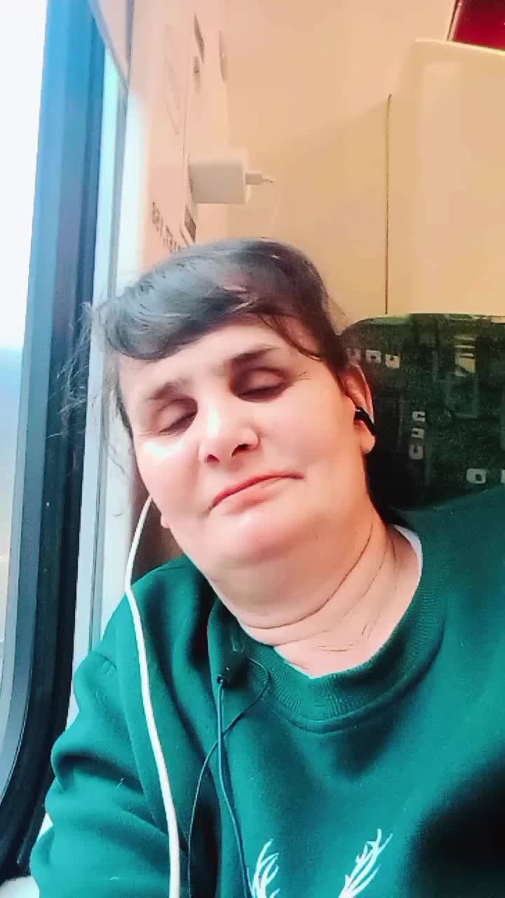 @Fieraru Cateluta