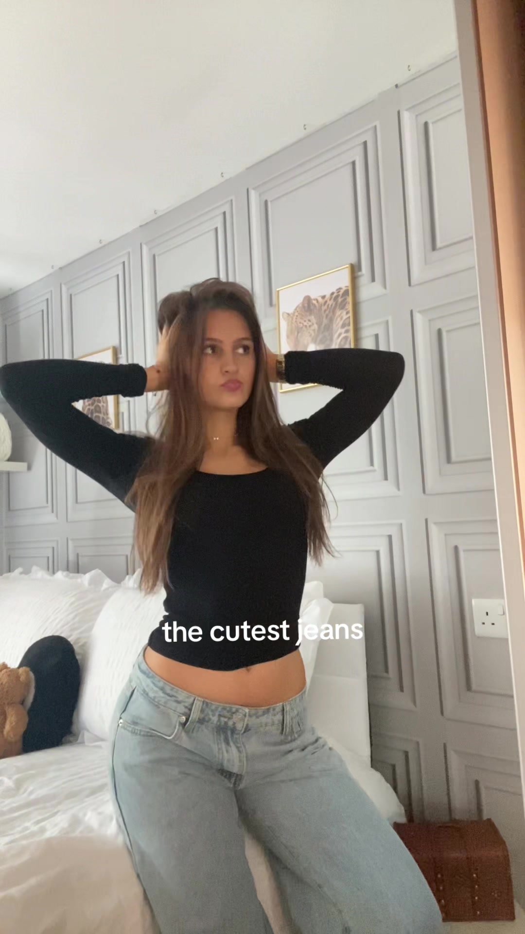 @🦦