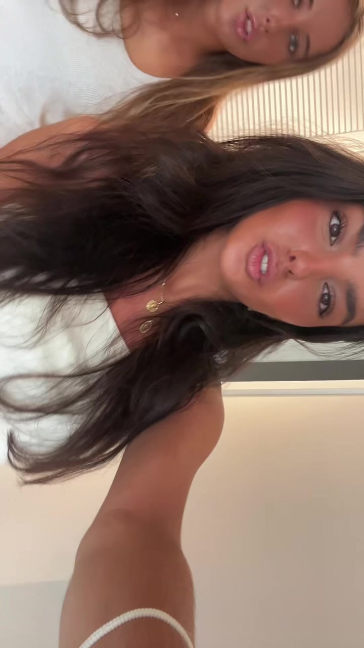 @adrianagago