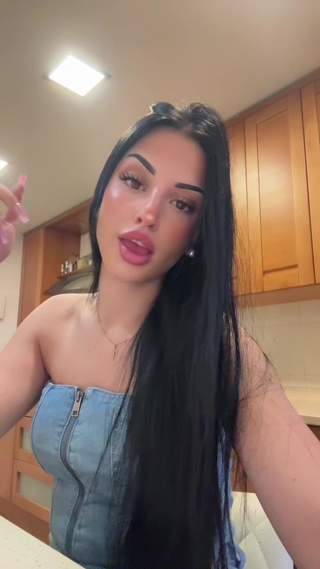 @user1010574278