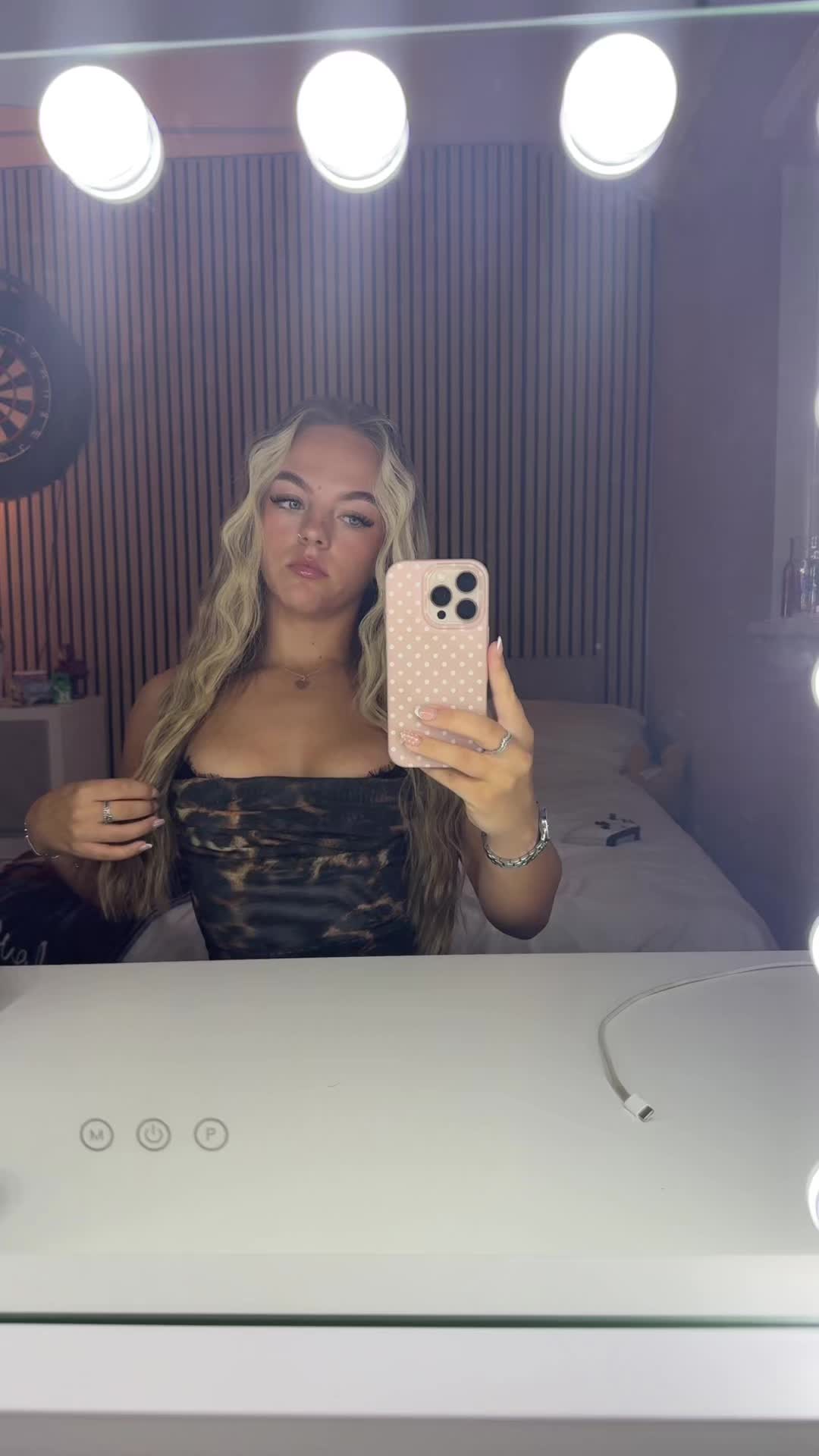 @demileigh🍒🕺🪩