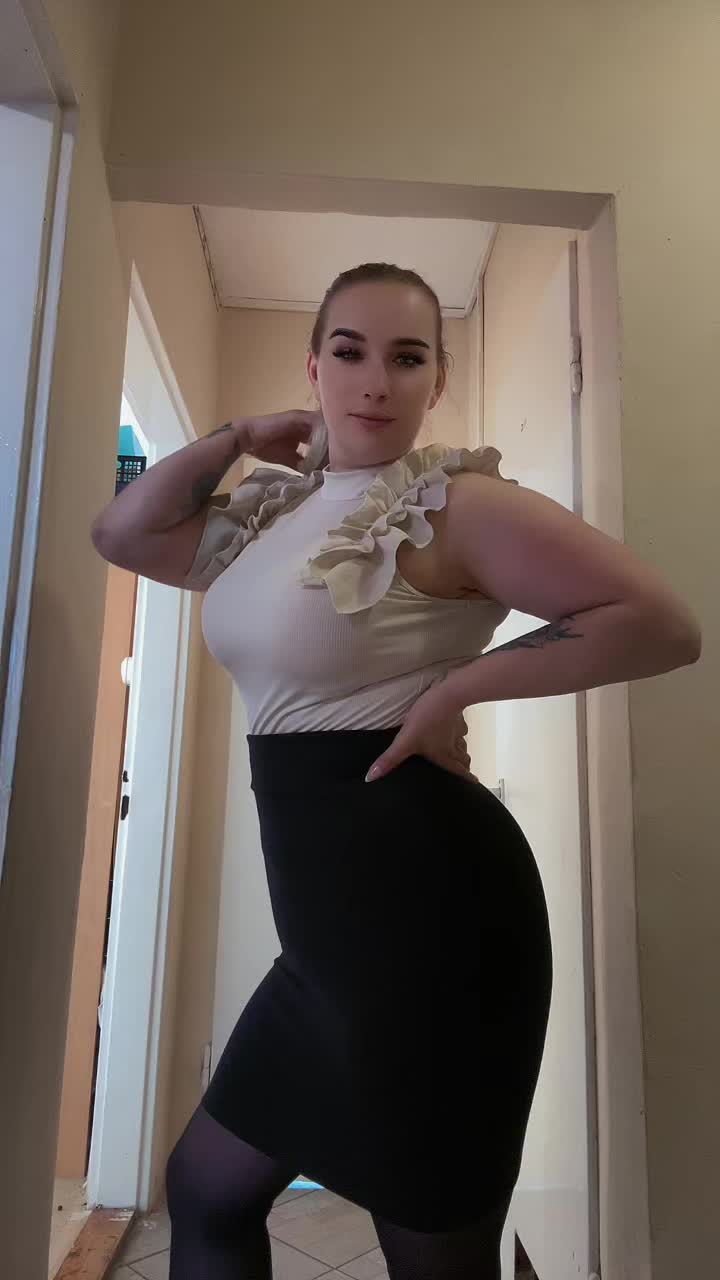 @🍦🖤 𝓝𝓸𝓷𝓬𝓼𝓲𝓲𝓲❤️🍦💡