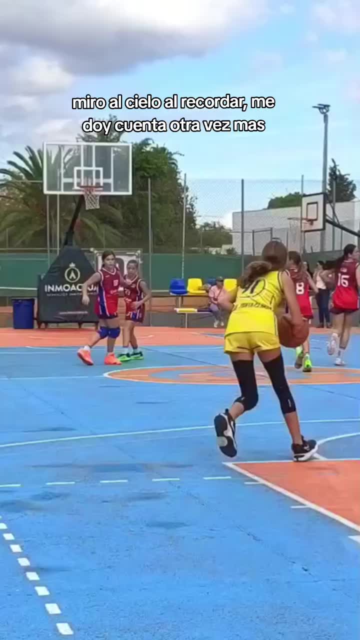 @claudiiaaprivvaa_