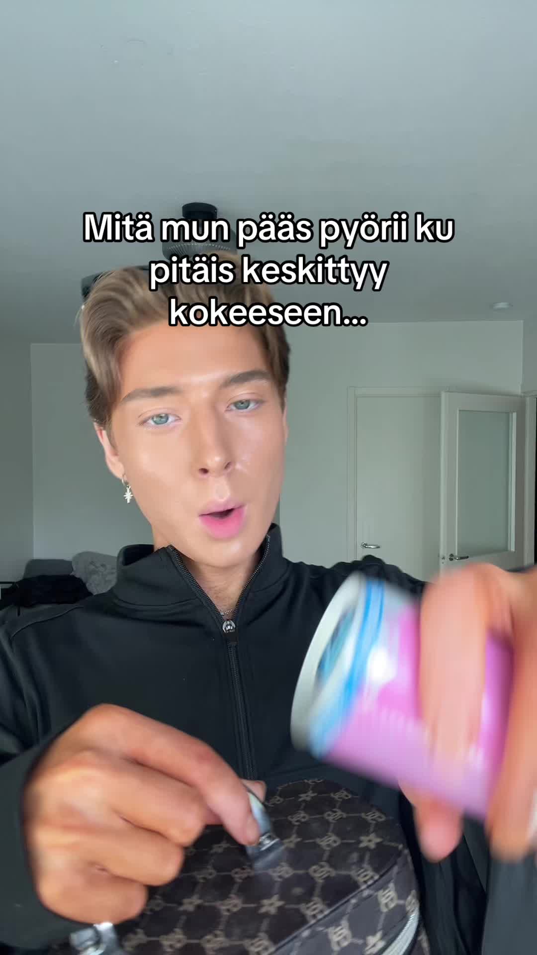 @_onzq_