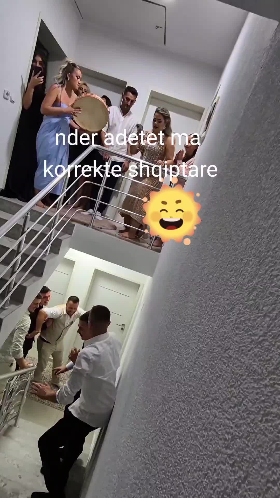@meL