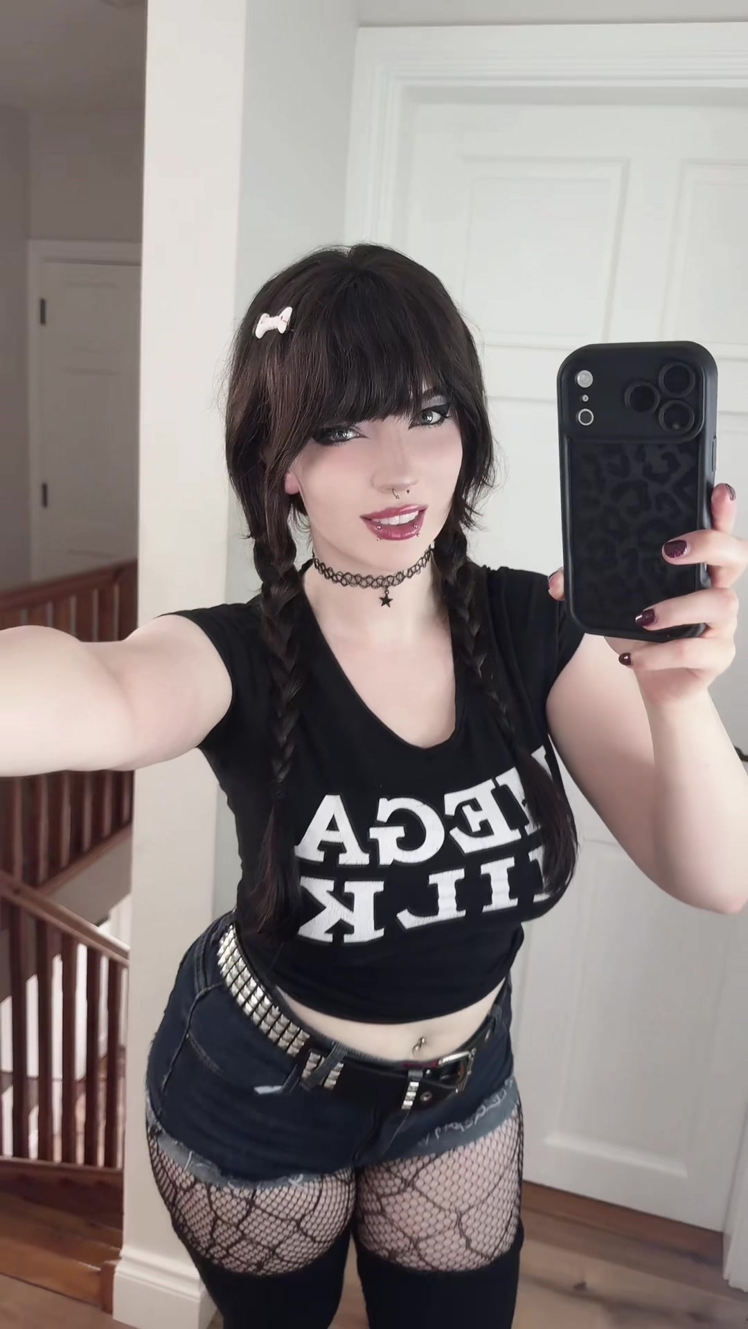 @cutiegothxo1