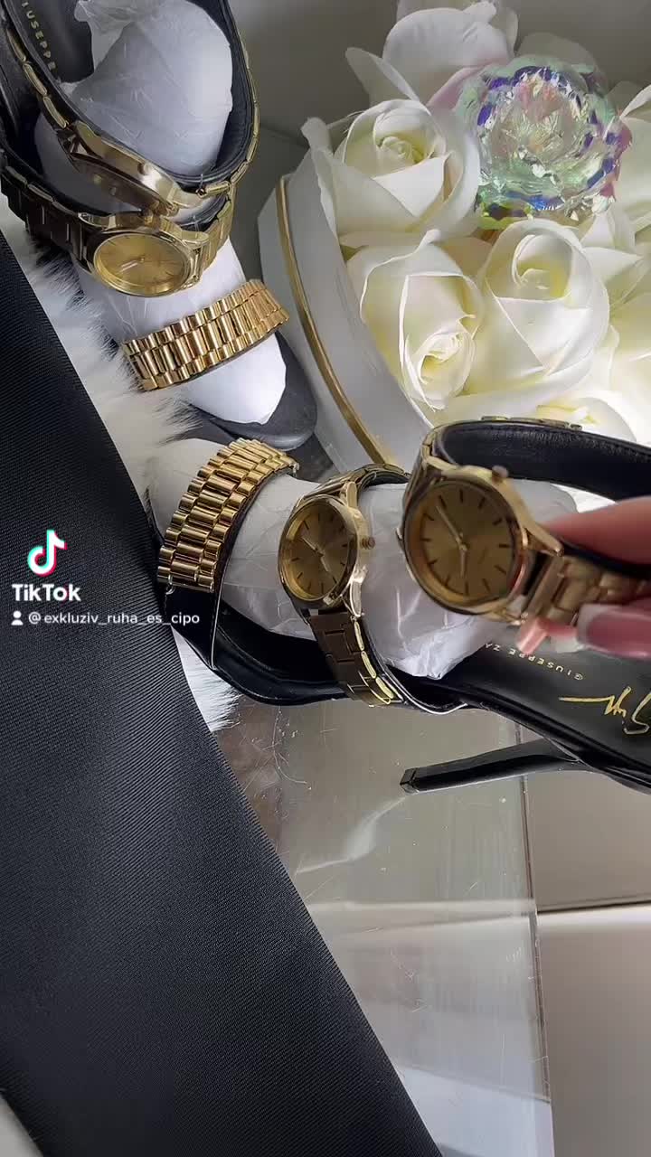 @SecretFashion