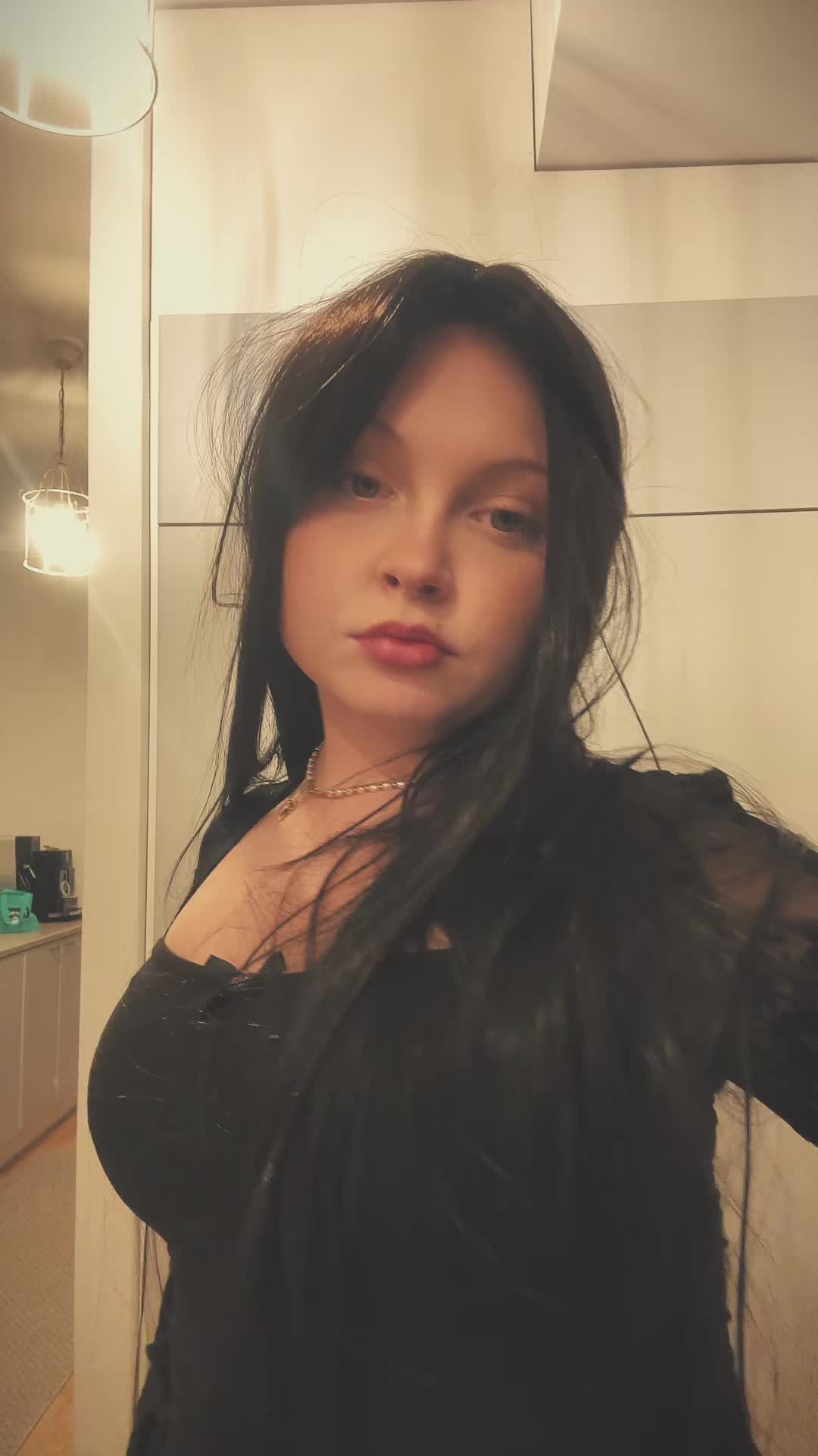 @ᑭOᗰEᒪO