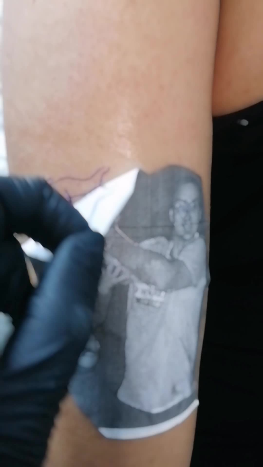 @Eva Kaos Tattoo