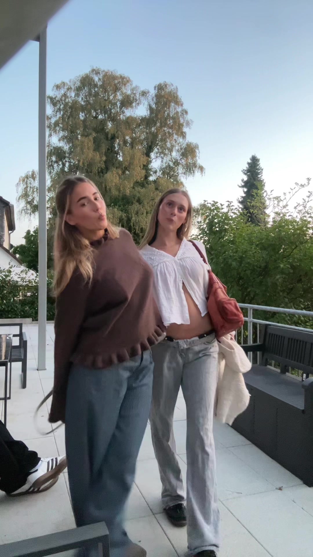@NoaLea : )