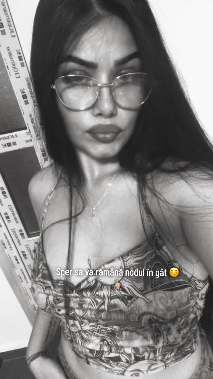 @rebecca😈
