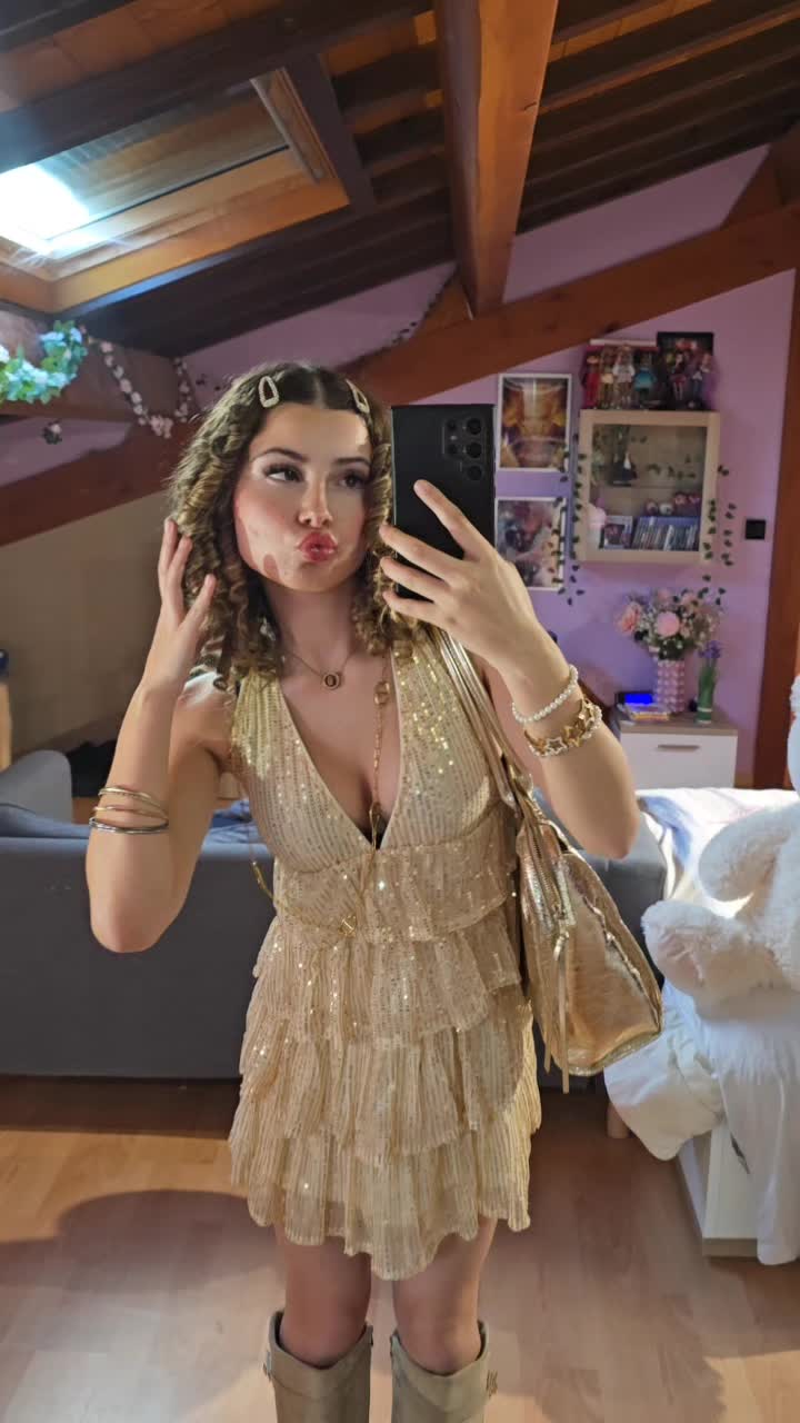 @𝐂𝐨𝐥𝐢𝐧𝐞&rsquo;🤍