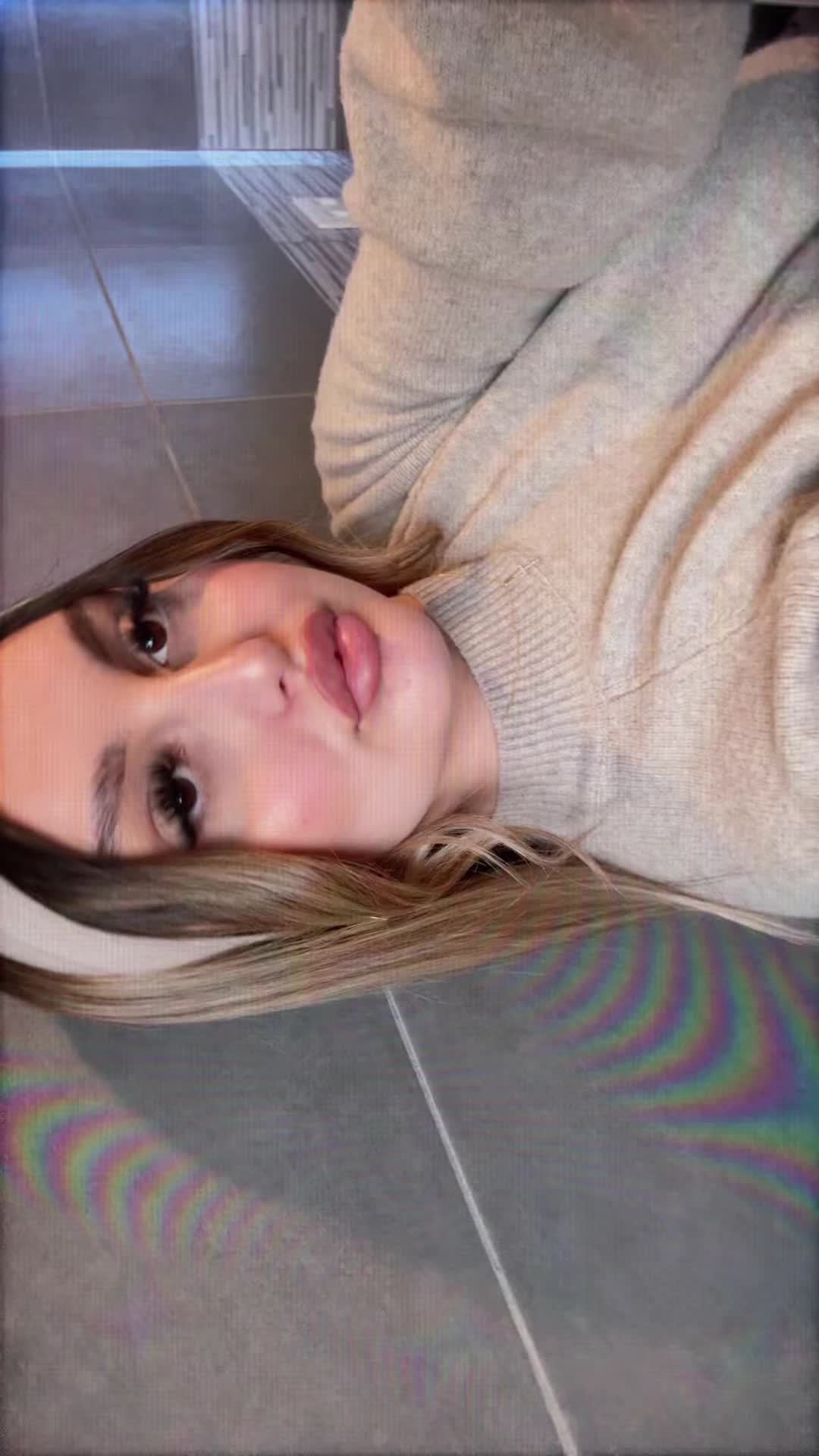 @𝑐𝑒𝑙𝑖𝑎 🩷