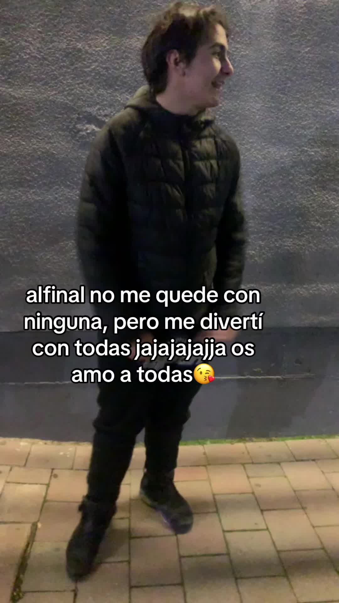 @sanchezzzz