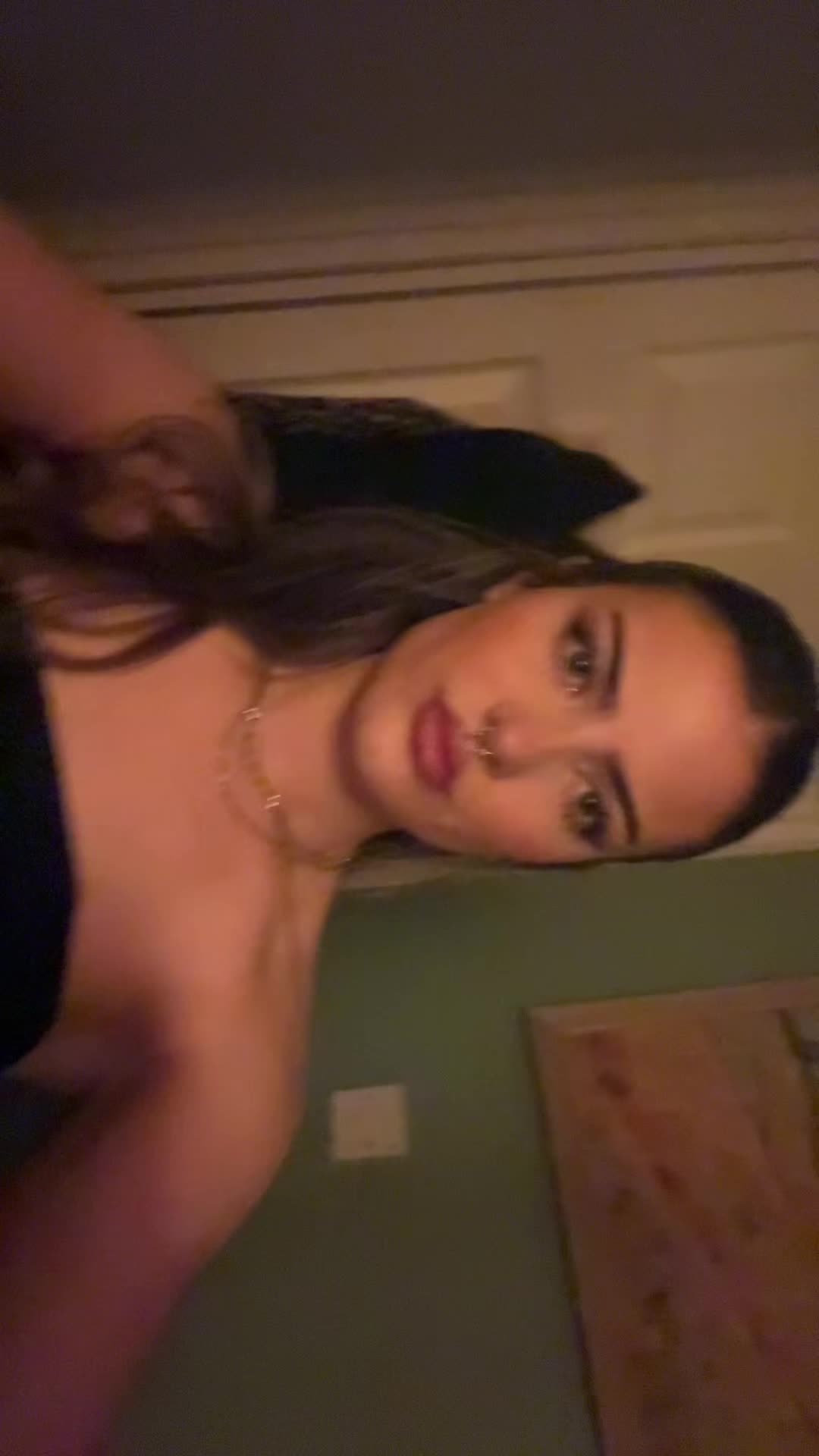@holly