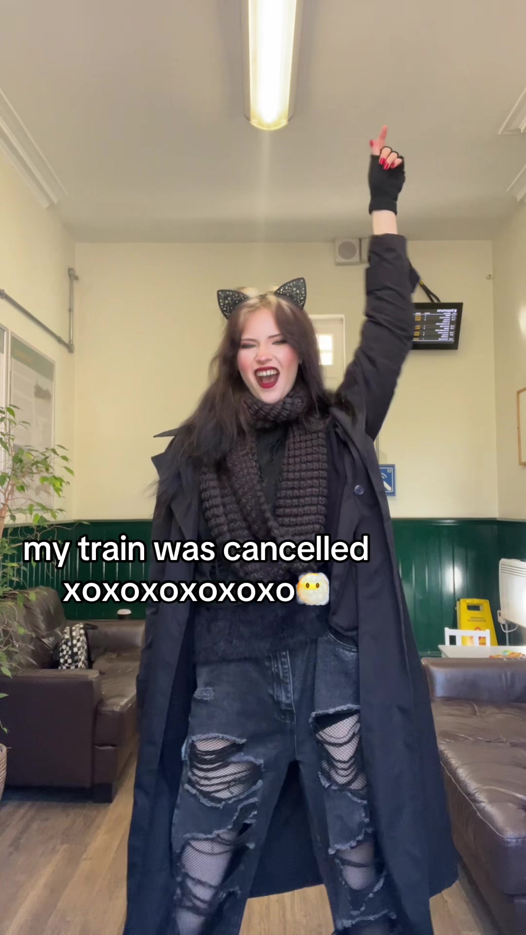 @AylaSwan🎭