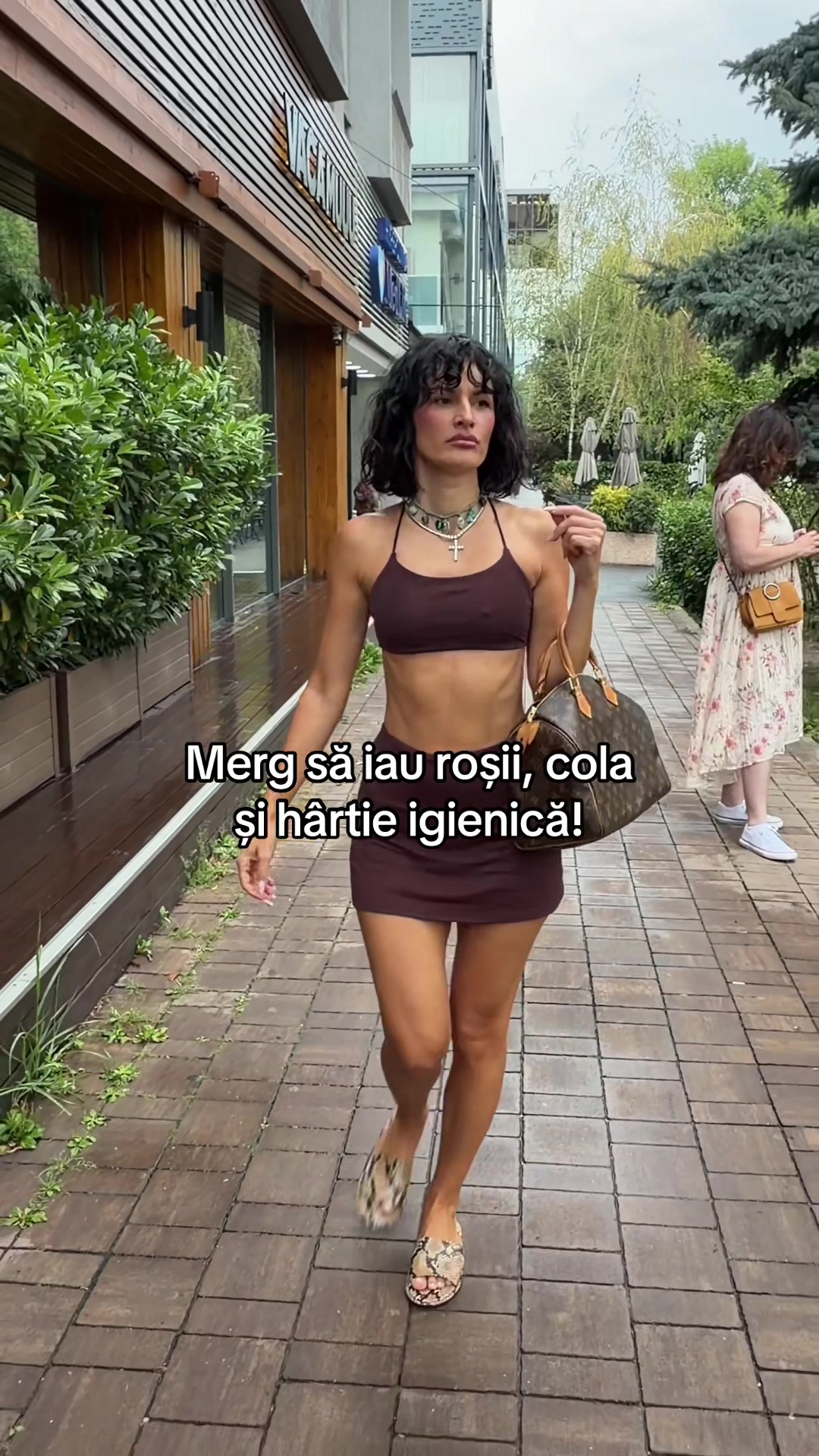 @RUXI