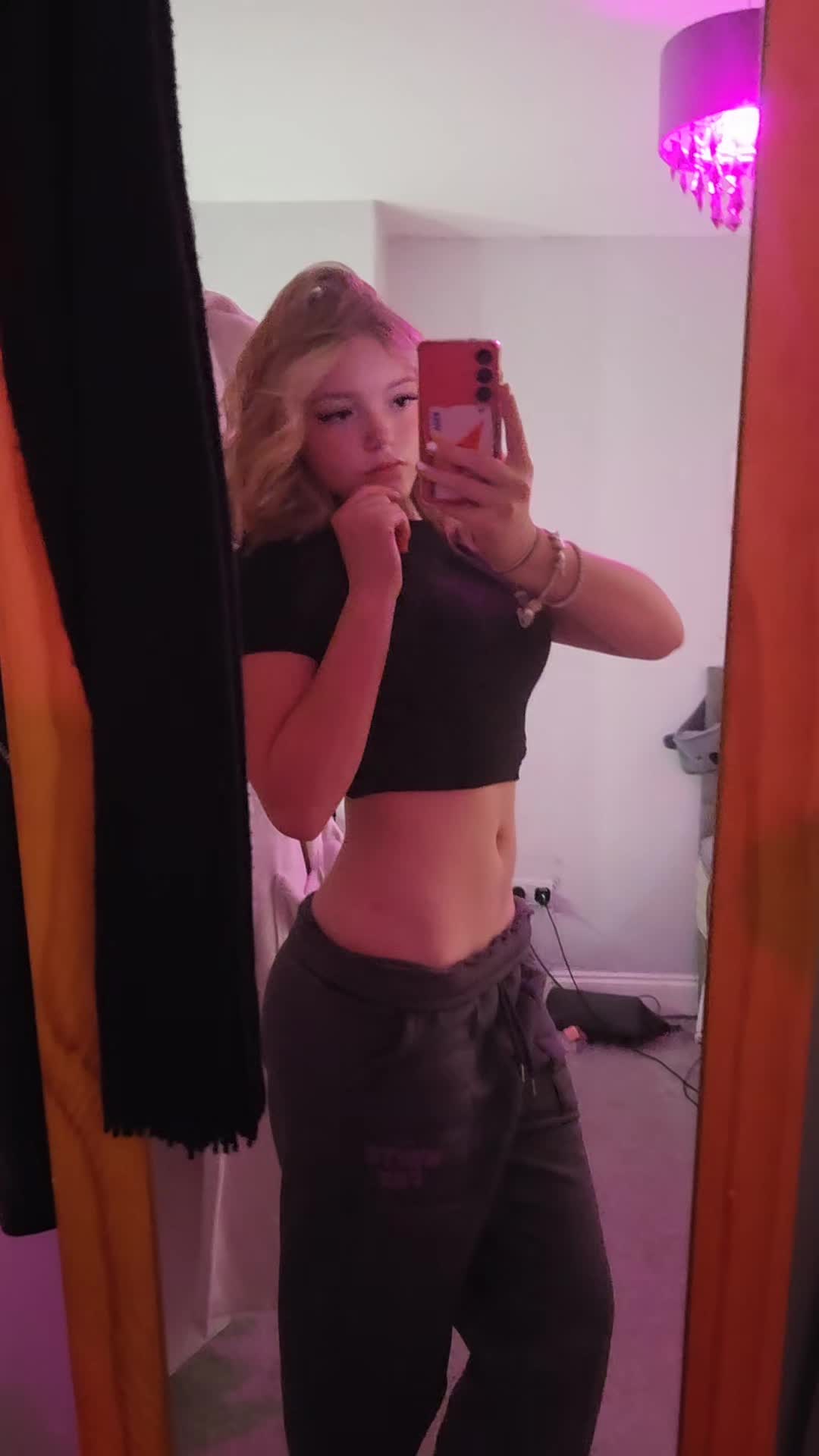 @𝐭𝐢𝐥𝐥𝐲-𝐥𝐨𝐮𝐞𝐥𝐥𝐞𝐧 𝐱