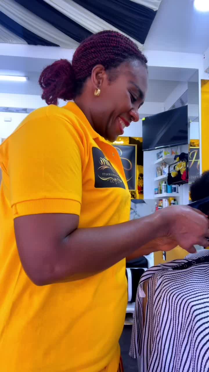 @Hajira hair