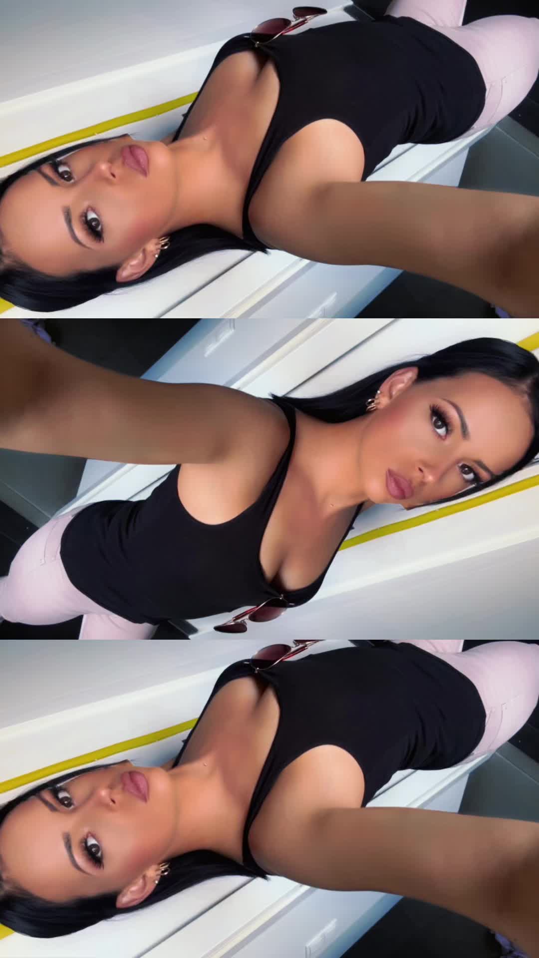 @Sabrina