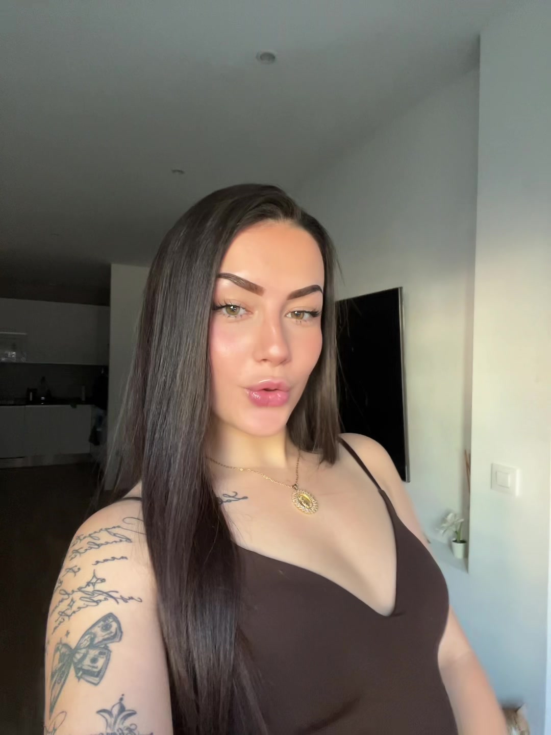 @Carlota