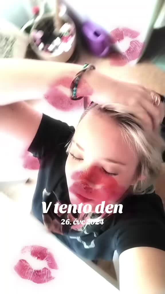 @Prostě normal holka