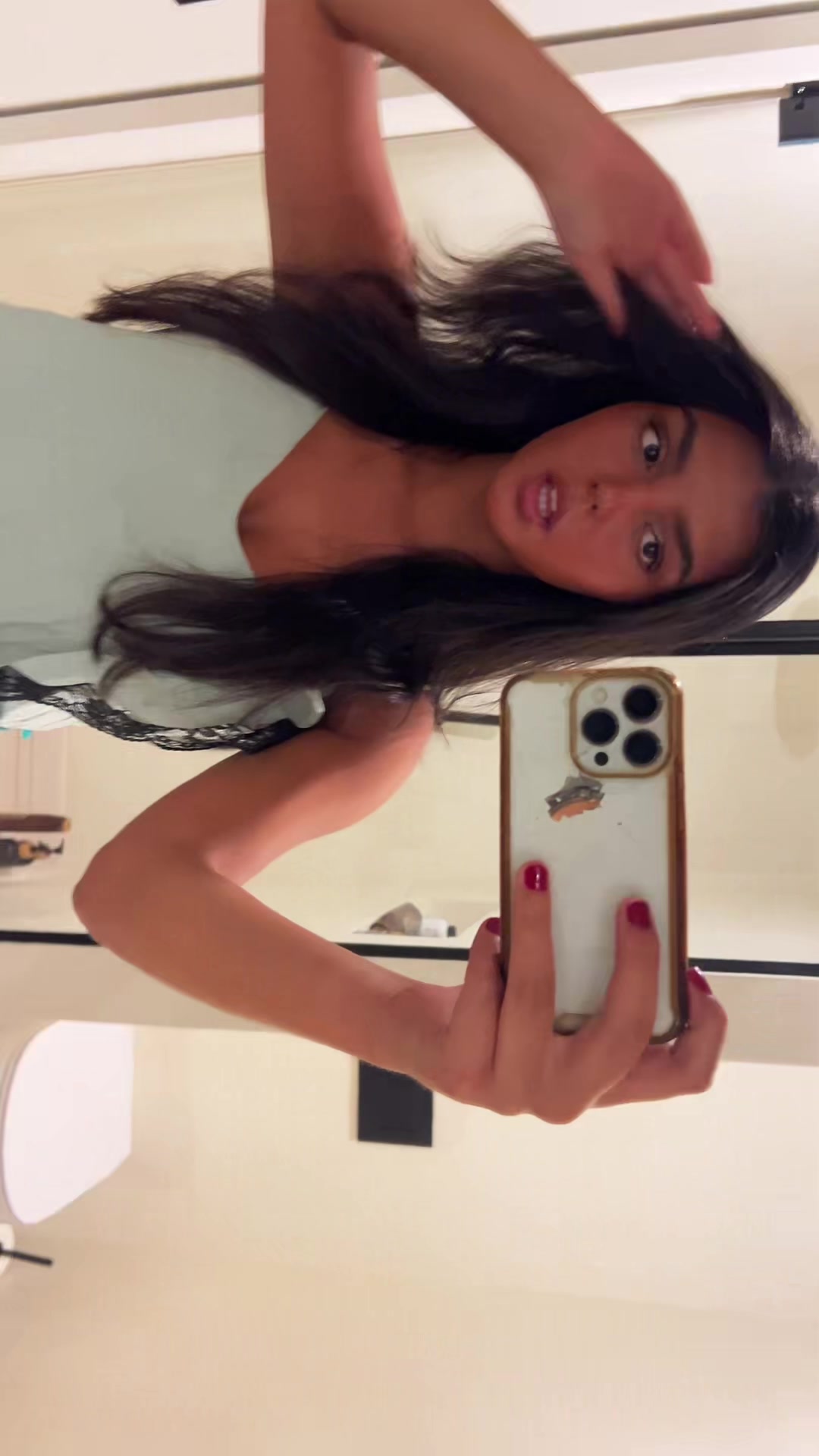 @adrianagago