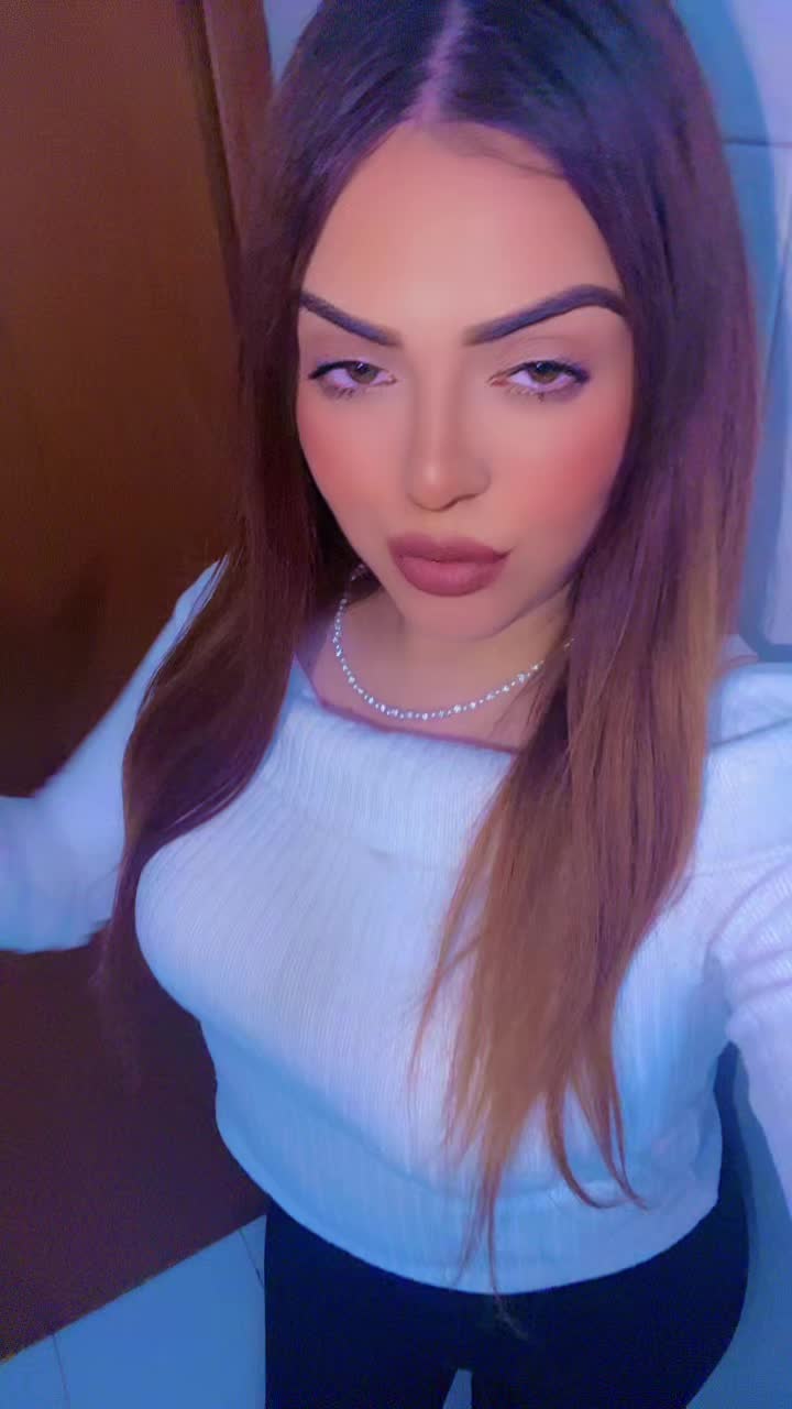 @Debora Milano