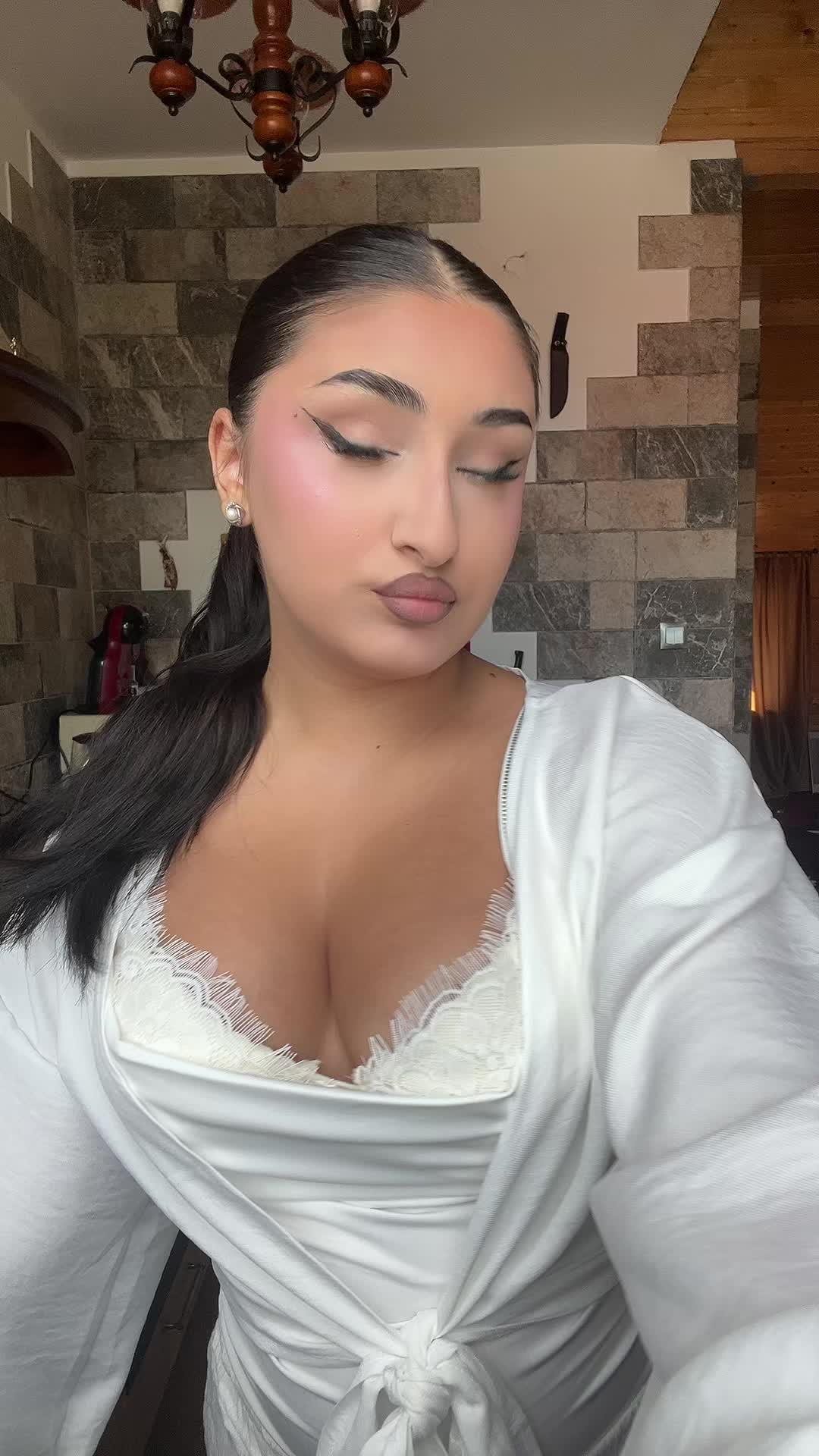 @Larissa Ioana