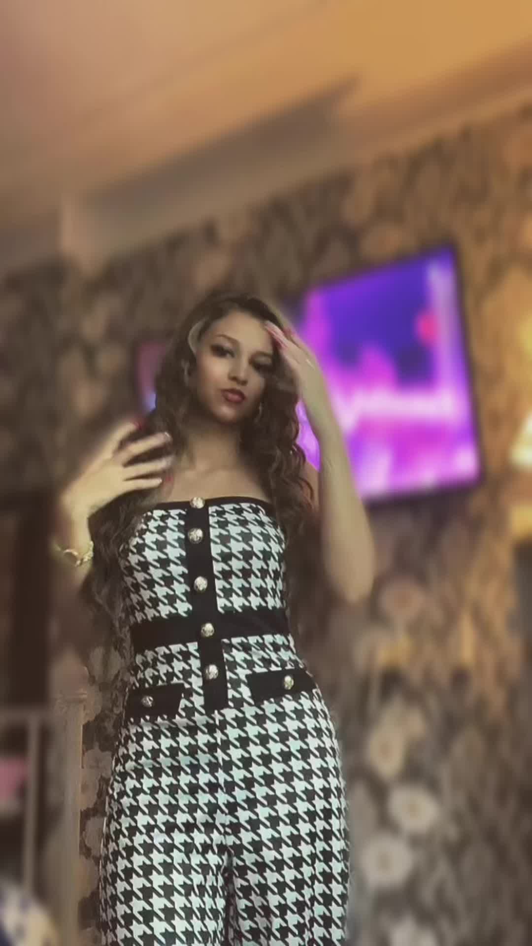 @Nelli Kiss