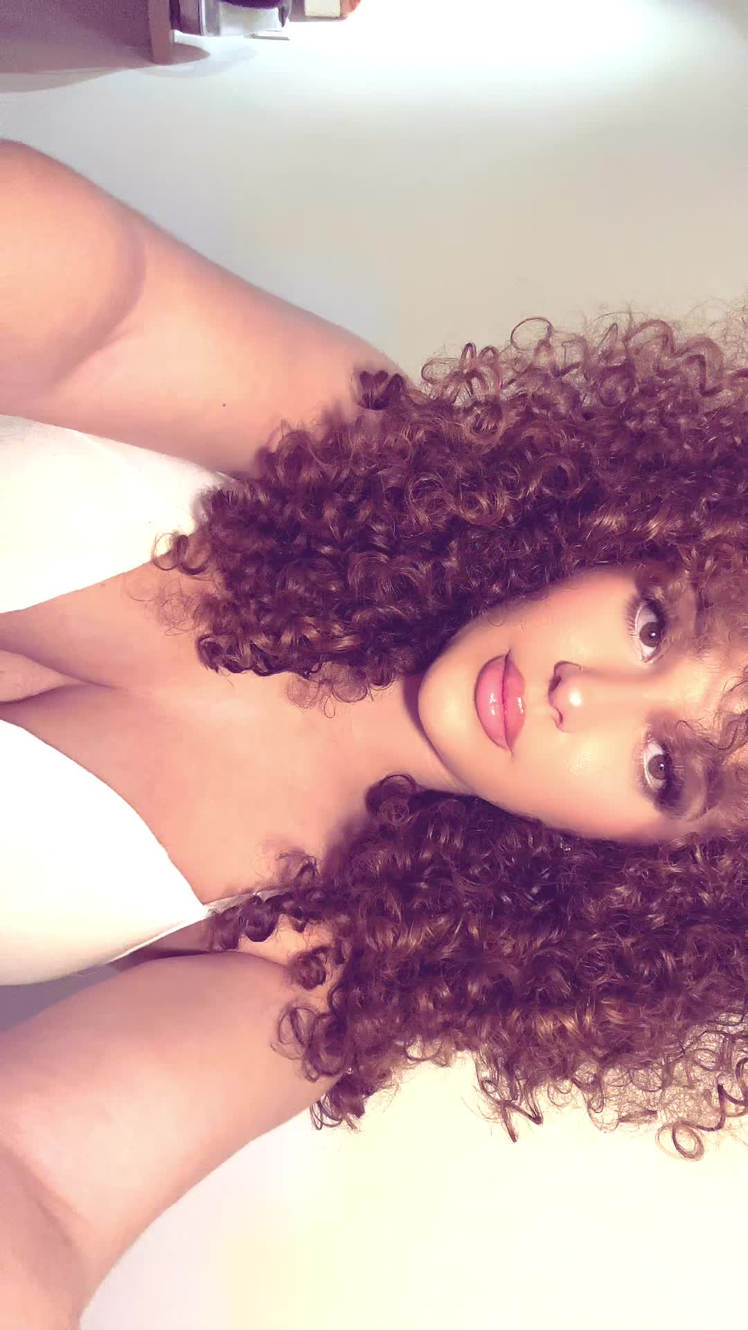 @Curly Babe ✨