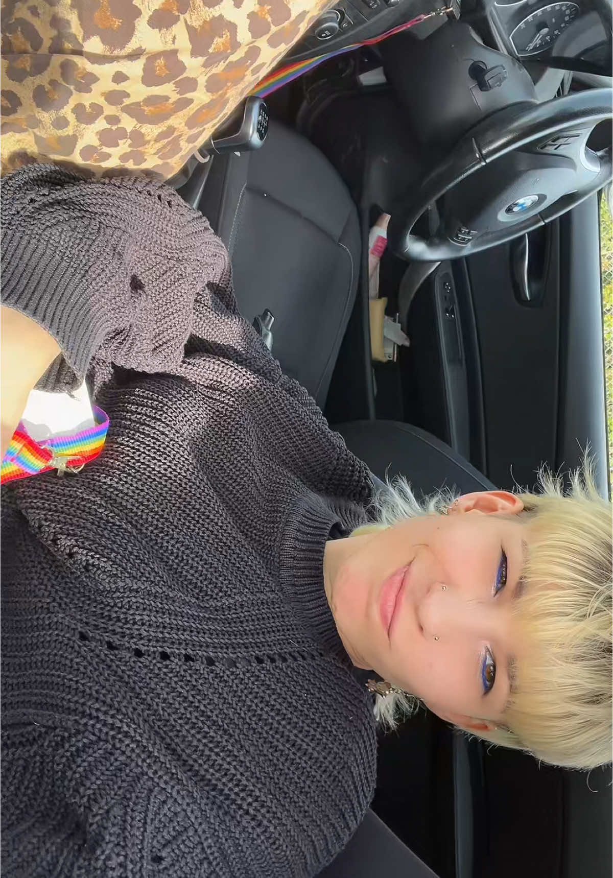 @Läusika🏳️🌈