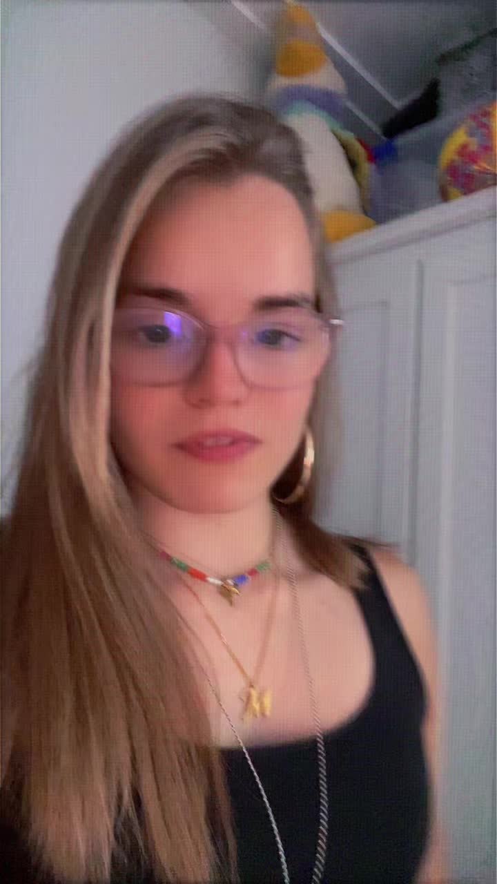 @Yaanaa_09