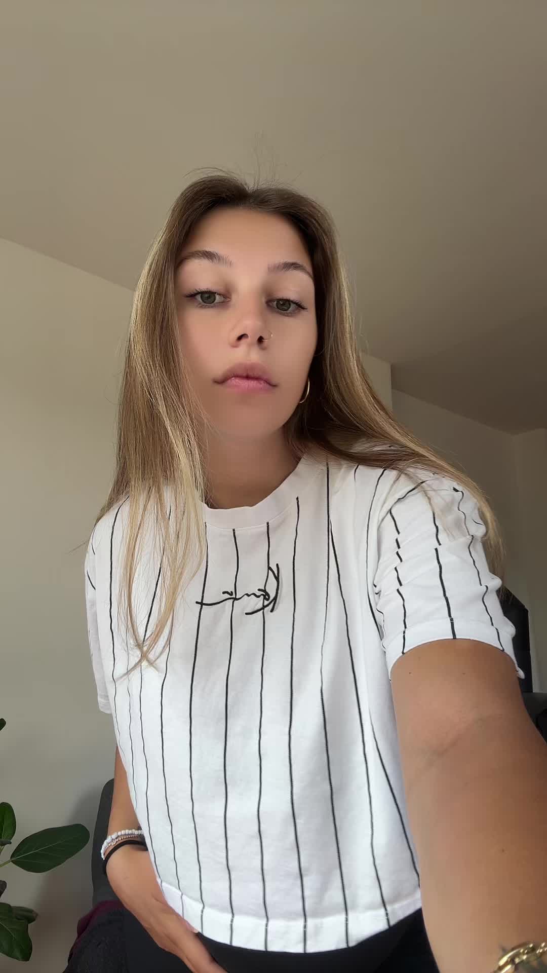 @eli_moravec